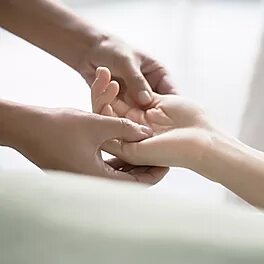 massage des mains méditation MBSR saint gilles croix de vie vendée